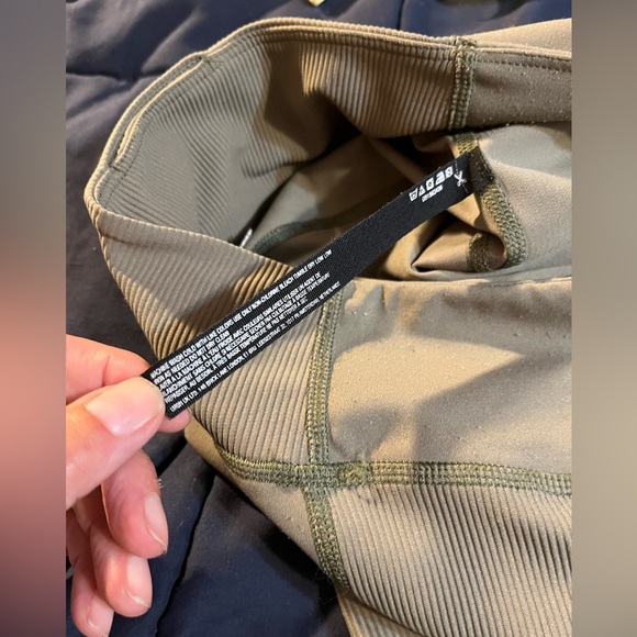 Free People  FP Movement  Biker Shorts. Size S - Picture 6 of 9